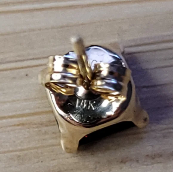 14K Natural Pyrope Stud Earrings - Picture 2 of 4